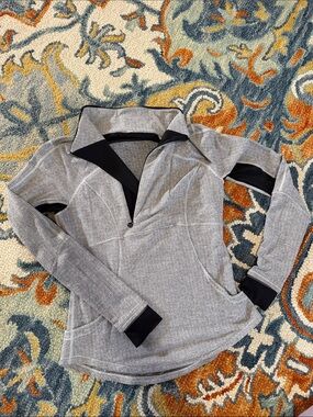 Lululemon quarter zip base runner jacket sz 6